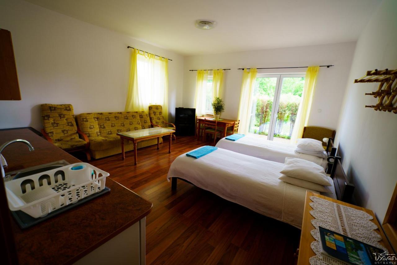 Isaan Ostrzyce Guest House エクステリア 写真