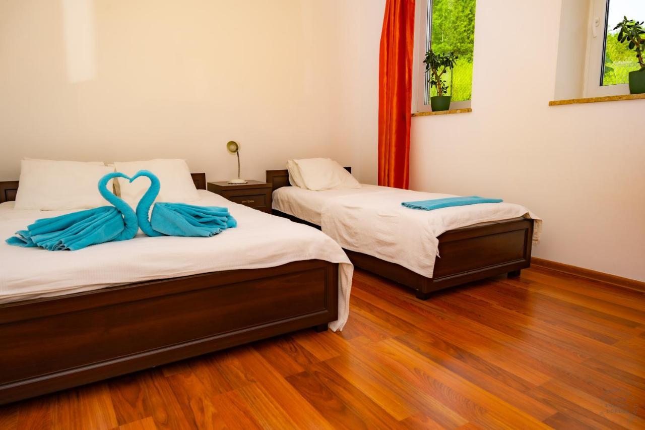 Isaan Ostrzyce Guest House エクステリア 写真