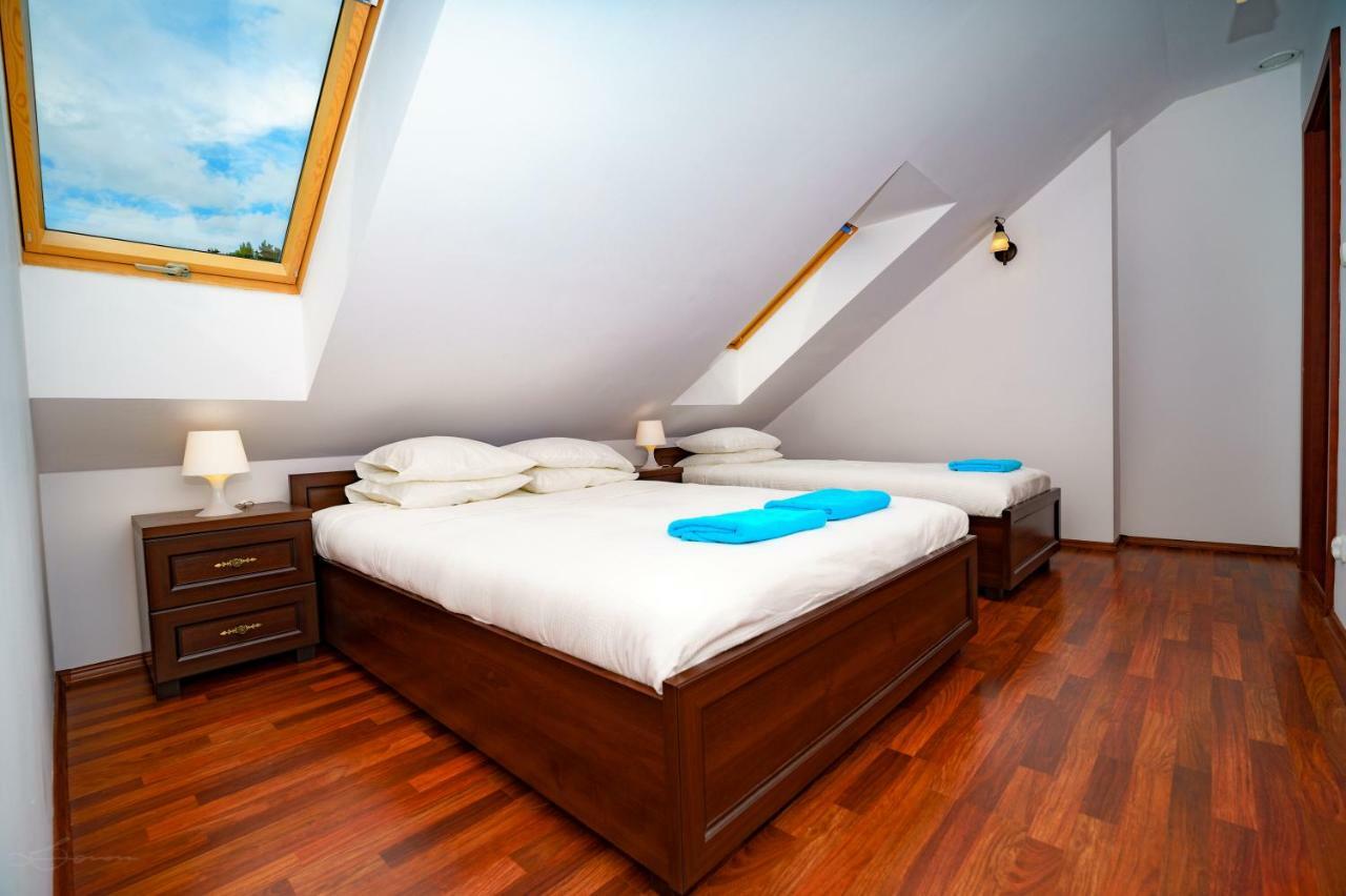Isaan Ostrzyce Guest House エクステリア 写真
