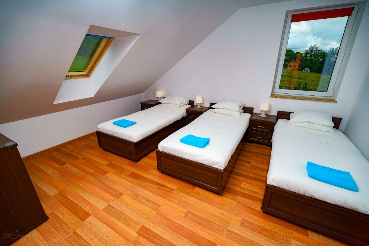 Isaan Ostrzyce Guest House エクステリア 写真