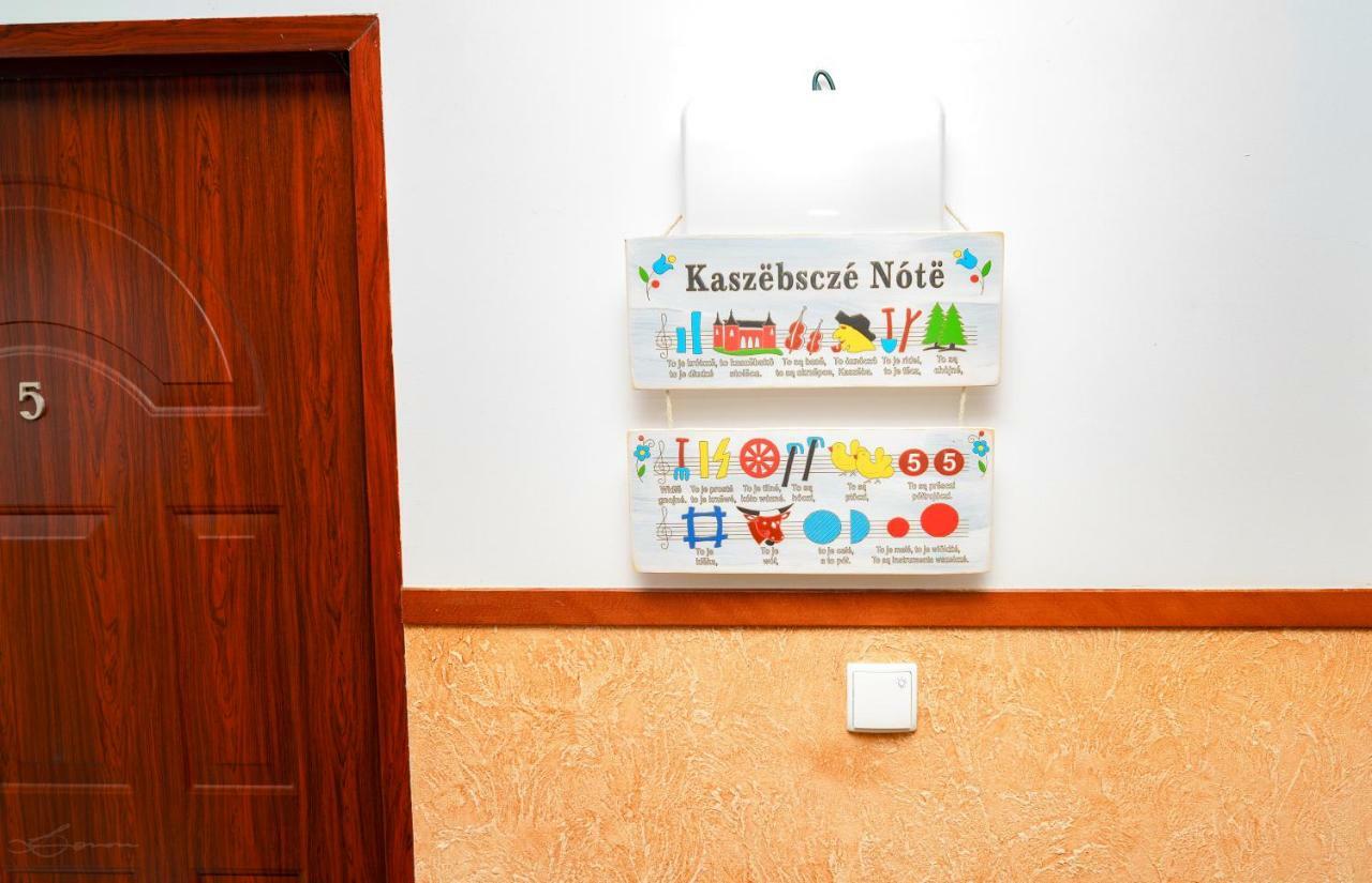 Isaan Ostrzyce Guest House エクステリア 写真